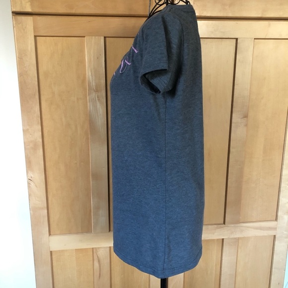 Tultex soft grey shirt sleeve pink graphic T-shirt size Medium - Picture 2 of 7